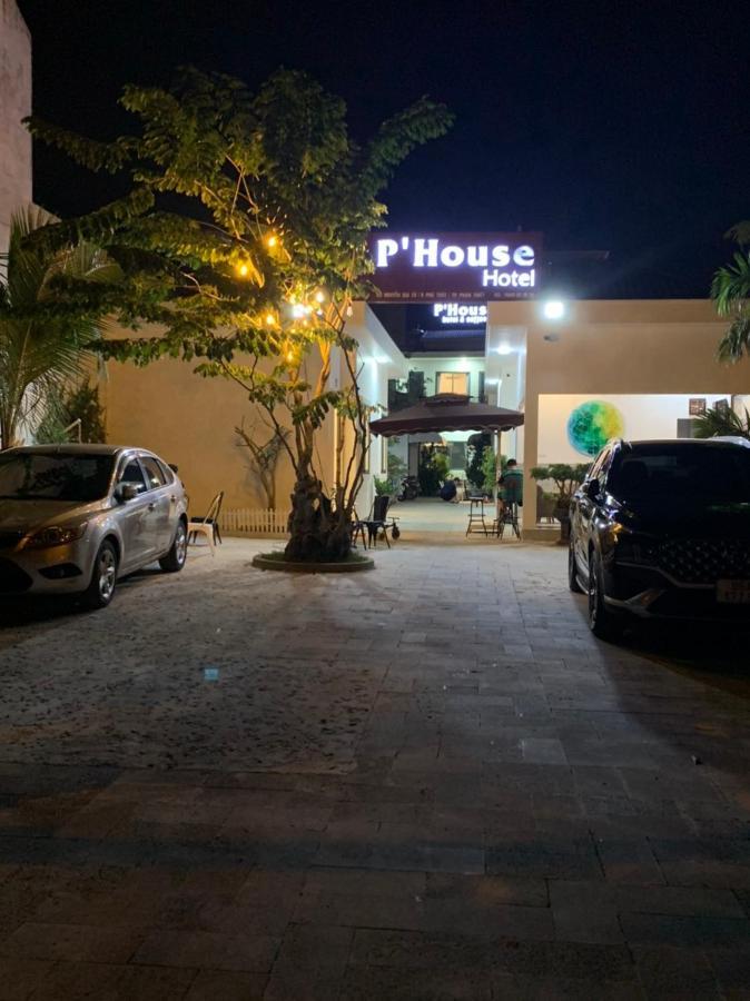 فندق بي هاوس بهان ثيت المظهر الخارجي الصورة